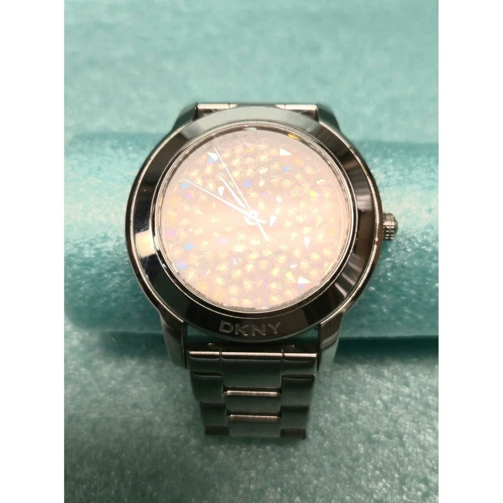 DKNY Womens Silver Tone Stainless Steel Crystal Watch NY8474